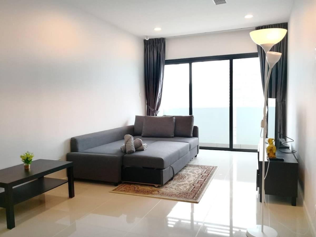 A Stylish High-floor Next To Komtar Jbcc Pangsapuri Johor Bahru